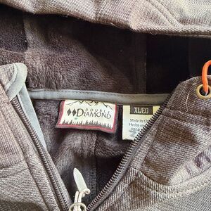 Double Diamond Men's Gray Performance Jacket